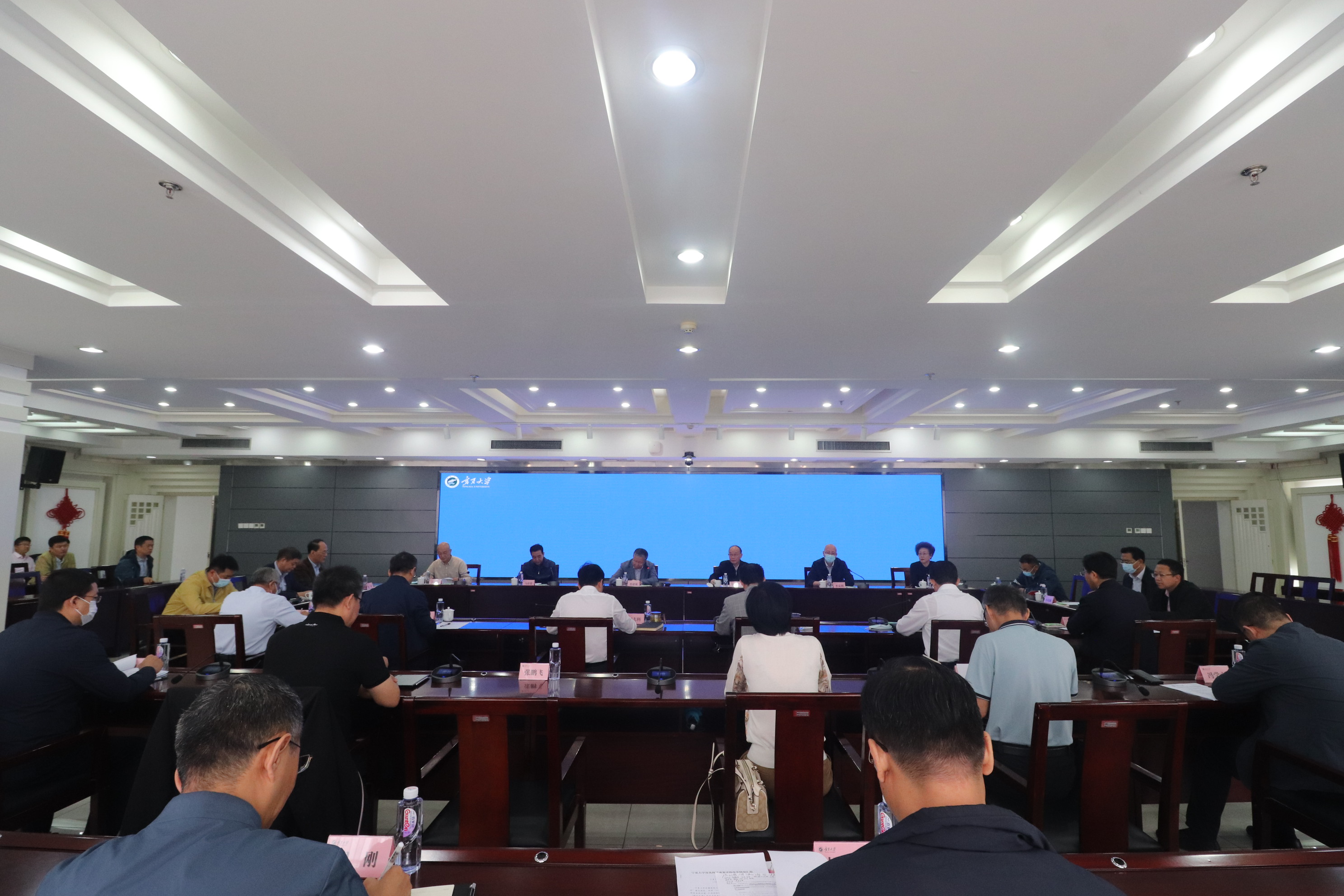 全国政协教科卫体委员会一行来校调研