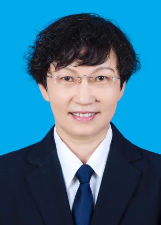 袁红,女,汉族,1985年11月入党。