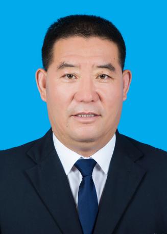 贺生斌,男,汉族,1995年8月入党。